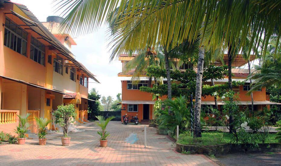 Sukhsagar Beach Resort Colva Exteriör bild
